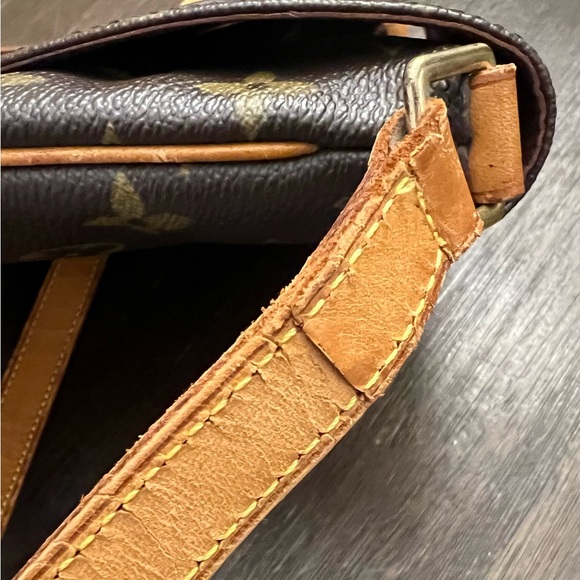 Authentic Louis Vuitton Musette Monogram Shoulder Bag! Vintage! EUC! - Picture 5 of 16